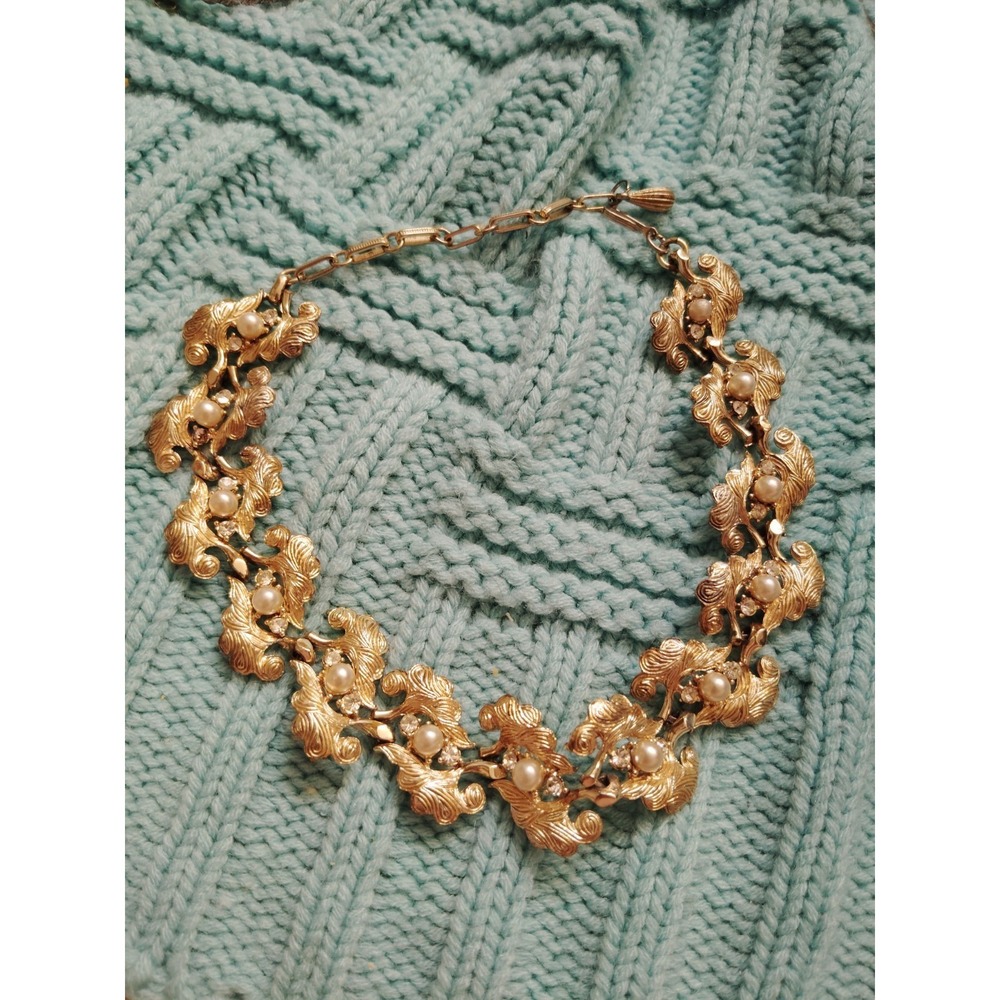 Vintage Gold Tone Faux Pearl Choker Necklace